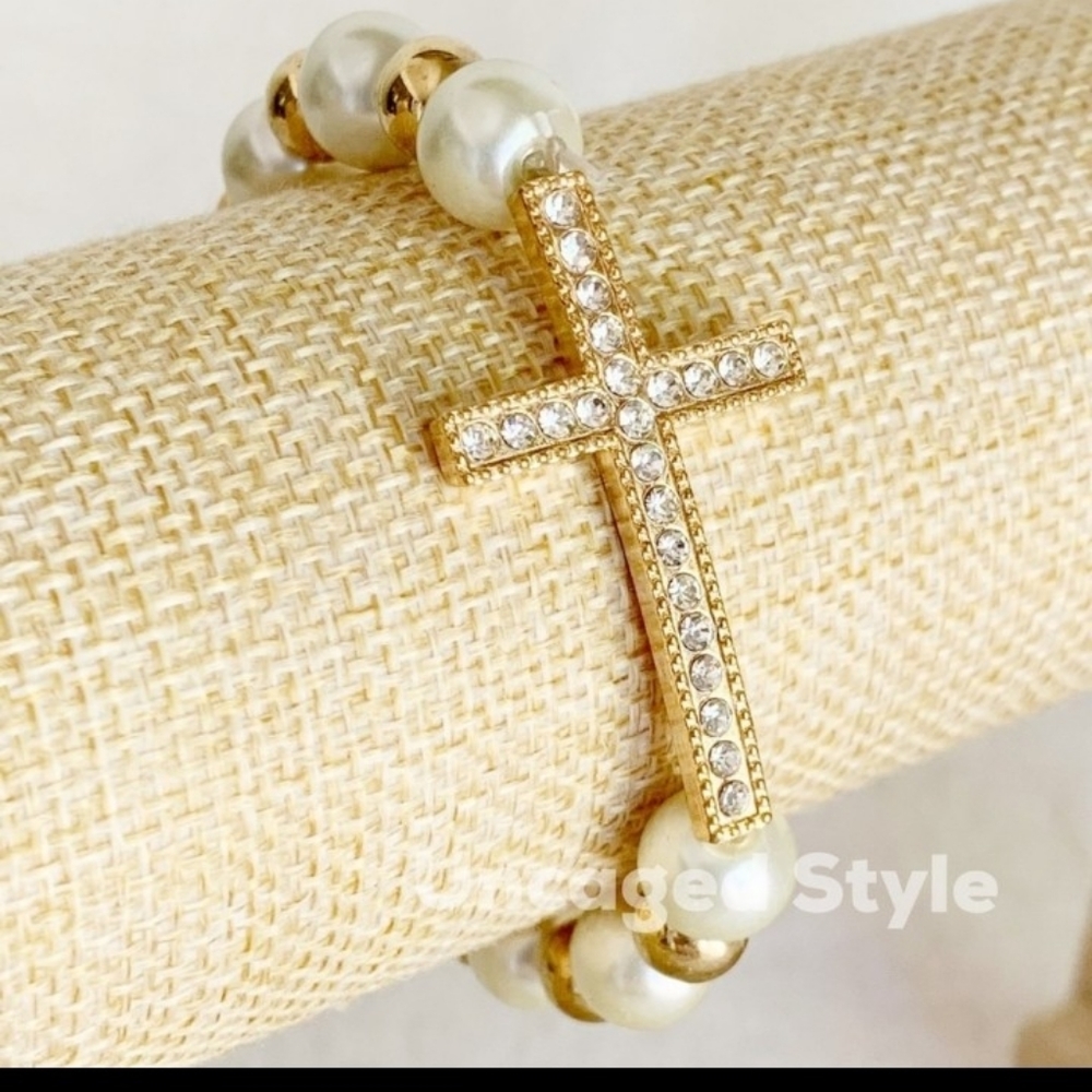 NWT Gold Sideways Cross Pearly Bracelet